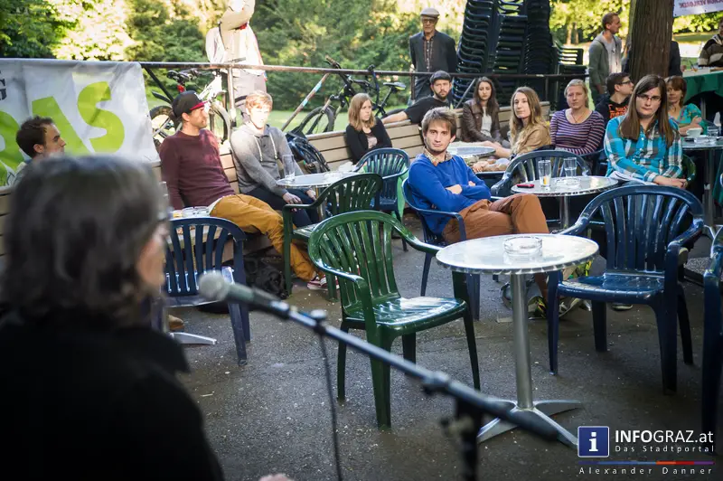 8. MAI - TAG DER BEFREIUNG - Vortrag zur Gedenkkultur in Österreich und anschließende Party – Parkhouse Graz - 045