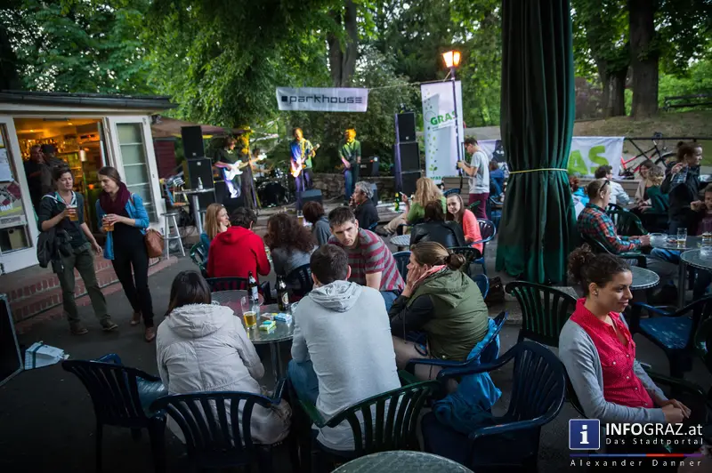 8. MAI - TAG DER BEFREIUNG - Vortrag zur Gedenkkultur in Österreich und anschließende Party – Parkhouse Graz - 050