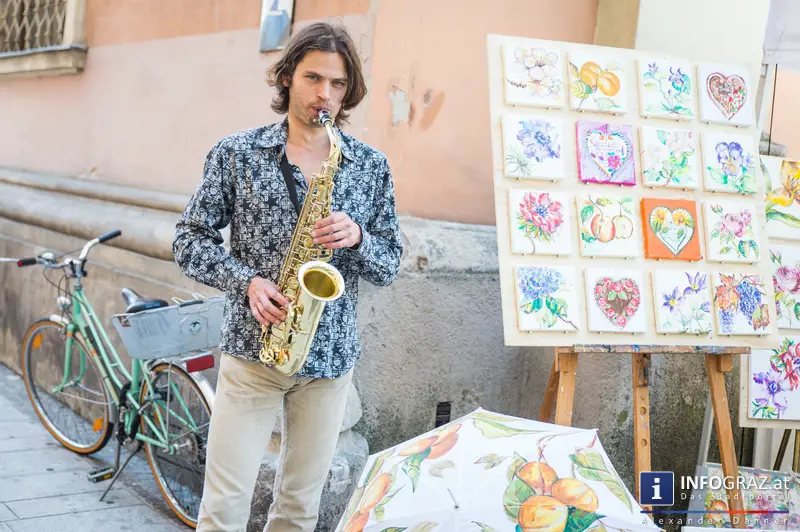 KUNST Markt der Kunst Meile Graz am Schloßbergplatz, 10.5.2014 - 026