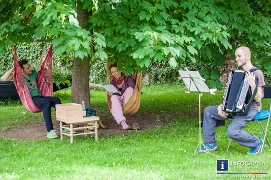 garteneröffnungsfest,le schnurrbart graz,10. Mai 2014,akkordeon,la musette,französische akkordeonmusik, stefan pongritz,daniela pongritz,tilia’s little uncooked restaurant