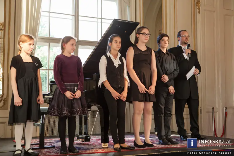 Bilder aus der Oper Graz: Piano Forte – Jugend am Klavier - Spiegelfoyer der Grazer Oper 13.5.2014 - 007