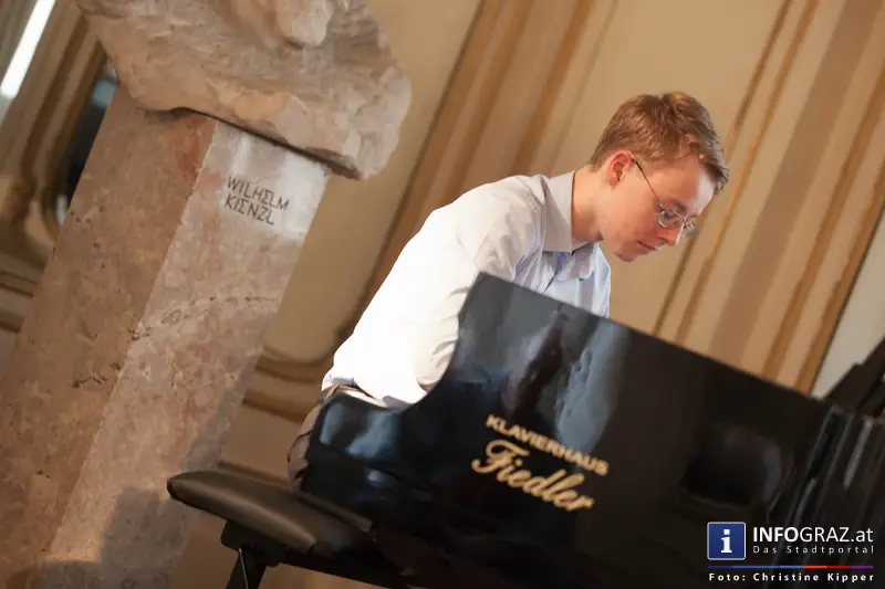Bilder aus der Oper Graz: Piano Forte – Jugend am Klavier - Spiegelfoyer der Grazer Oper 13.5.2014 - 053