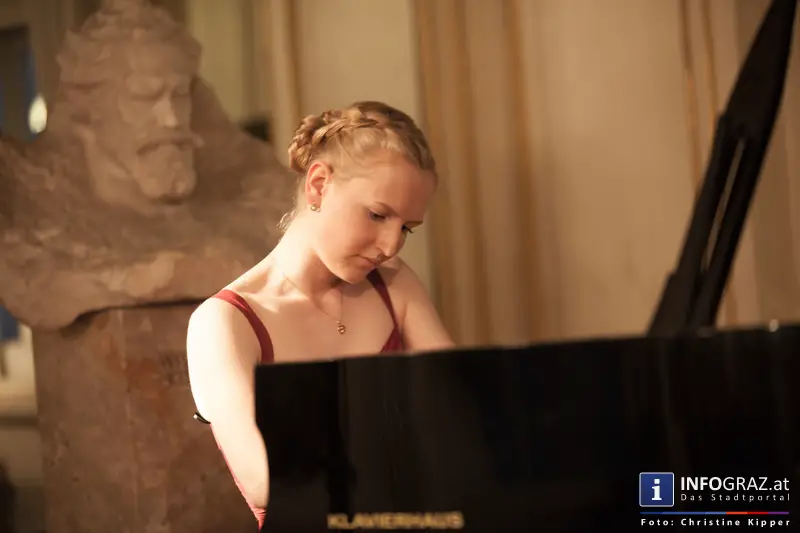 Bilder aus der Oper Graz: Piano Forte – Jugend am Klavier - Spiegelfoyer der Grazer Oper 13.5.2014 - 070