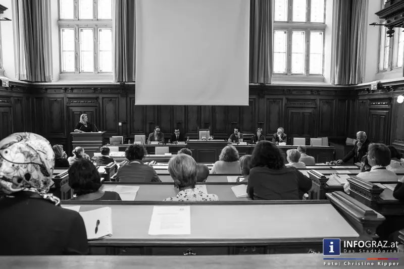 Enquete ‚Humanitäres Bleiberecht‘ - Gemeinderatssaal des Grazer Rathauses - 20. Mai 2014 - 038