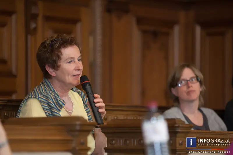 Enquete ‚Humanitäres Bleiberecht‘ - Gemeinderatssaal des Grazer Rathauses - 20. Mai 2014 - 047