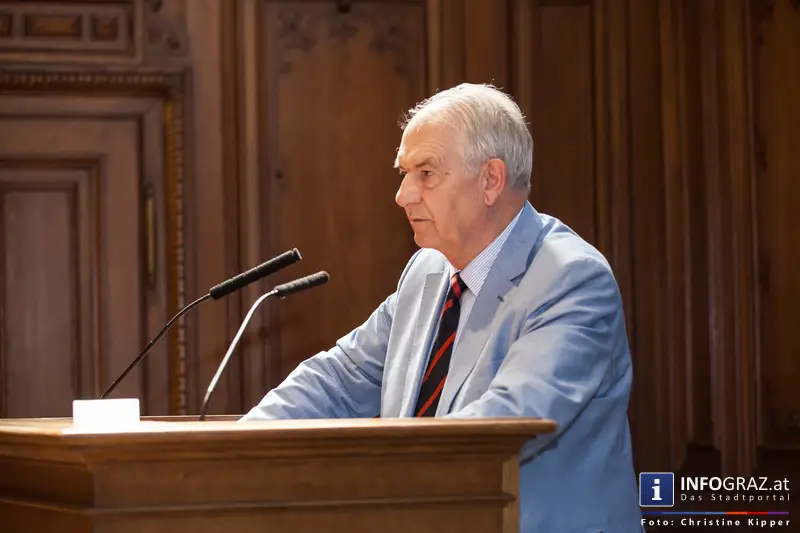 Enquete ‚Humanitäres Bleiberecht‘ - Gemeinderatssaal des Grazer Rathauses - 20. Mai 2014 - 052