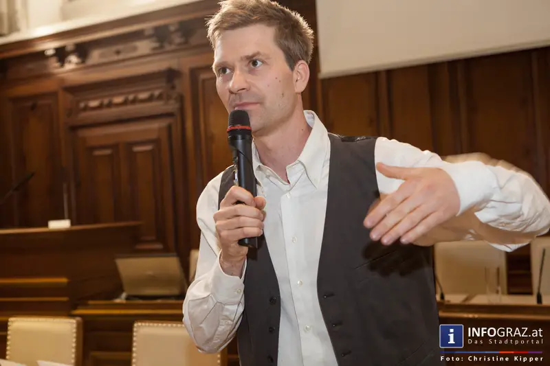 Enquete ‚Humanitäres Bleiberecht‘ - Gemeinderatssaal des Grazer Rathauses - 20. Mai 2014 - 069