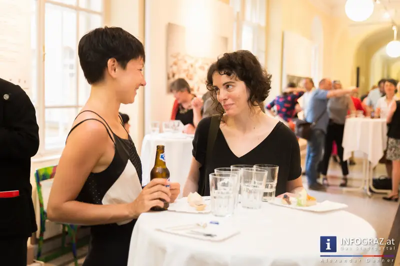 Ausstellungseröffnung ‚bitte nichts geben – danke‘ in der Galerie Zwischenbilder im Sozialamt Graz am 23.5.2014 - 008