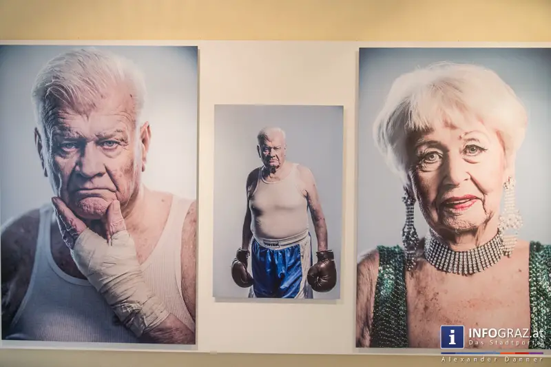 Ausstellungseröffnung ‚bitte nichts geben – danke‘ in der Galerie Zwischenbilder im Sozialamt Graz am 23.5.2014 - 026