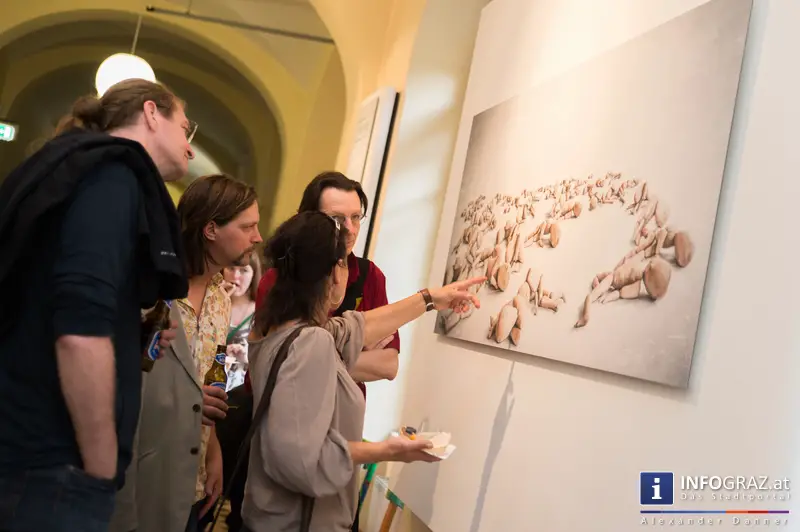 Ausstellungseröffnung ‚bitte nichts geben – danke‘ in der Galerie Zwischenbilder im Sozialamt Graz am 23.5.2014 - 027