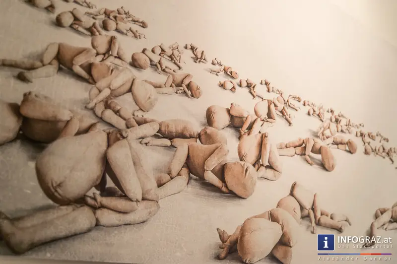 Ausstellungseröffnung ‚bitte nichts geben – danke‘ in der Galerie Zwischenbilder im Sozialamt Graz am 23.5.2014 - 033