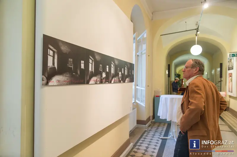 Ausstellungseröffnung ‚bitte nichts geben – danke‘ in der Galerie Zwischenbilder im Sozialamt Graz am 23.5.2014 - 045