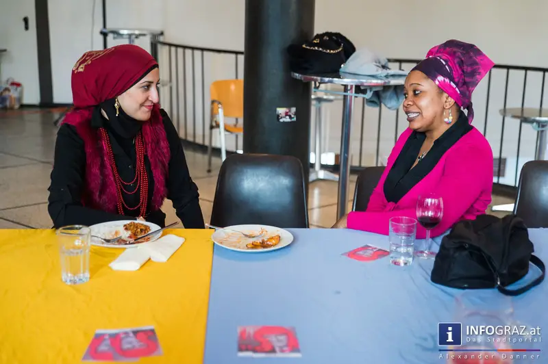 kueche im volxhaus graz rosemary maxwell austro-aegypter mohamed moustafa afrikanischer dachverband traditionelle gerichte tischgespraeche 09