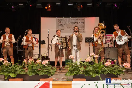 Benefizkonzert: Volksmusik zugunsten behinderter Menschen im Kultursaal Gratkorn am 6. Juni 2014 benefizkonzert,behinderte menschen,kultursaal gratkorn,6. Juni 2014,erlös,region, topgruppen,oberkrainerszene,guter zweck,oberkrainer,musikalische gäste,bühne,moderator bernd pratter, lechner buam