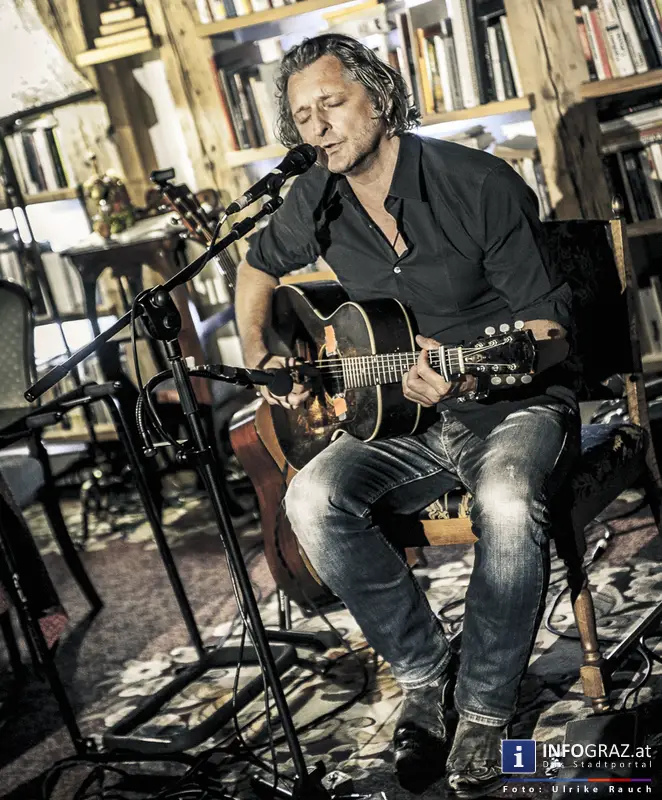 Literatur- und Bluesabend in der Edition Keiper Graz am 12. Juni 2014 - 050