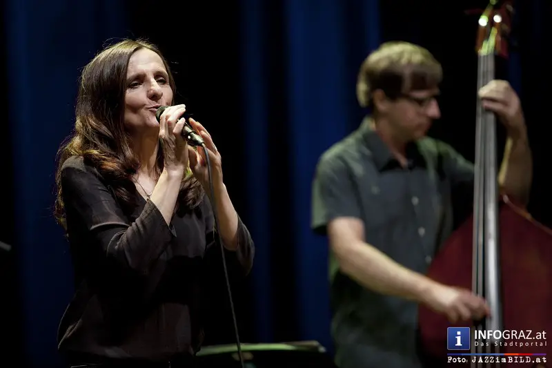 Tamara Obrovac & Transhistria Ensemble live im Kunsthaus Weiz - 14. Juni 2014 - 005