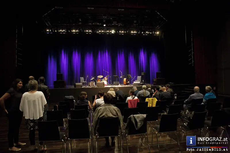 Tamara Obrovac & Transhistria Ensemble live im Kunsthaus Weiz - 14. Juni 2014 - 050