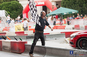 kart race Graz 2014,peter siegmund,erich hollerer,spektakel der extraklasse,gasbetriebene boliden,co2,feinstaubfrei