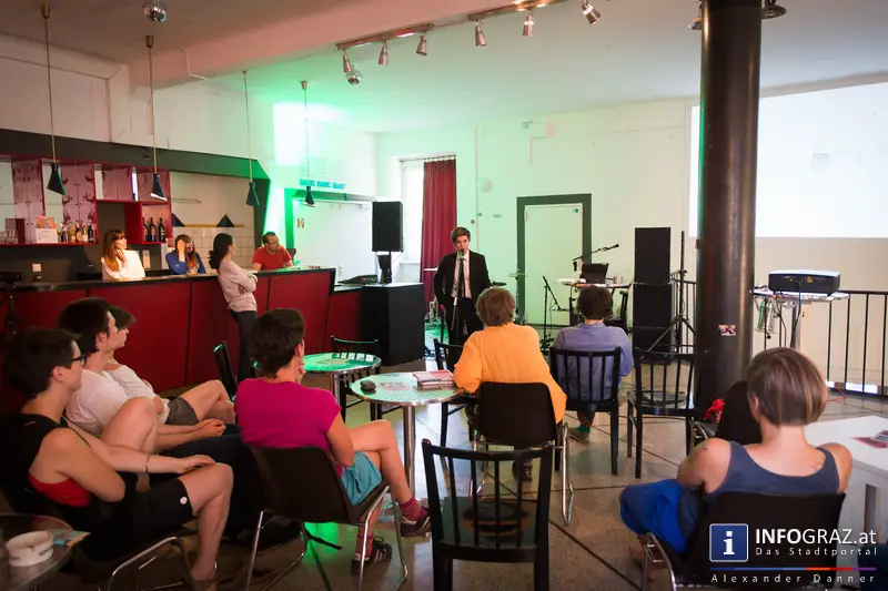 queerograd satellit * Marty Huber & DownDox - Lecture Performance und Konzert bei Kultur in Graz! - 003