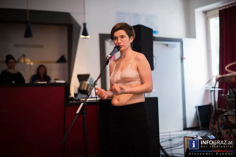 queerograd satellit * Marty Huber & DownDox - Lecture Performance und Konzert bei Kultur in Graz! - 028