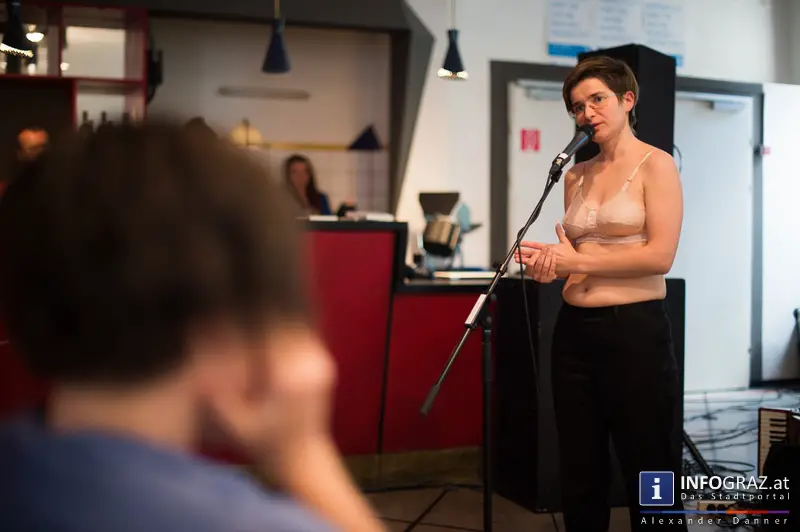 queerograd satellit * Marty Huber & DownDox - Lecture Performance und Konzert bei Kultur in Graz! - 034