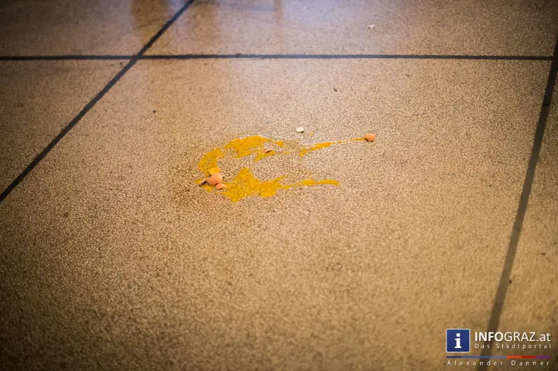 queerograd satellit * Marty Huber & DownDox - Lecture Performance und Konzert bei Kultur in Graz! - 038