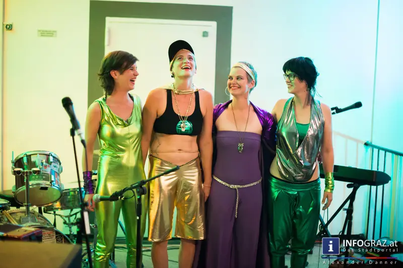 queerograd satellit * Marty Huber & DownDox - Lecture Performance und Konzert bei Kultur in Graz! - 052