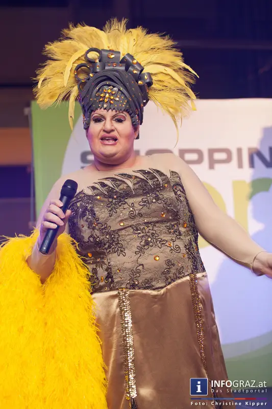 Schlagerfeuerwerk im Steira-Eck im Center Nord am 21. Juni 2014 - 002