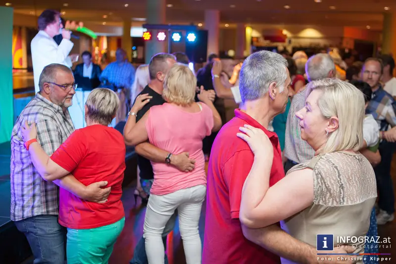 Schlagerfeuerwerk im Steira-Eck im Center Nord am 21. Juni 2014 - 125