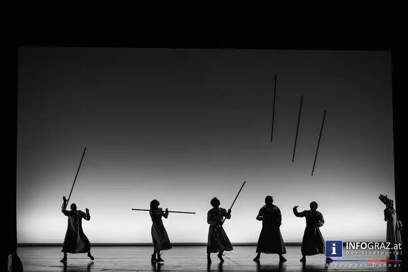 La Verità - Compagnia Finzi Pasca – La Strada Graz – 5. August 2014 – Grazer Oper - 065