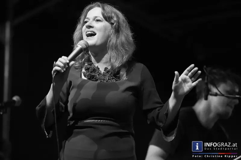 Weltmusik - live am Mariahilferplatz - HUMAN DONG @ Murszene 2014 am 9. August 2014 - 045