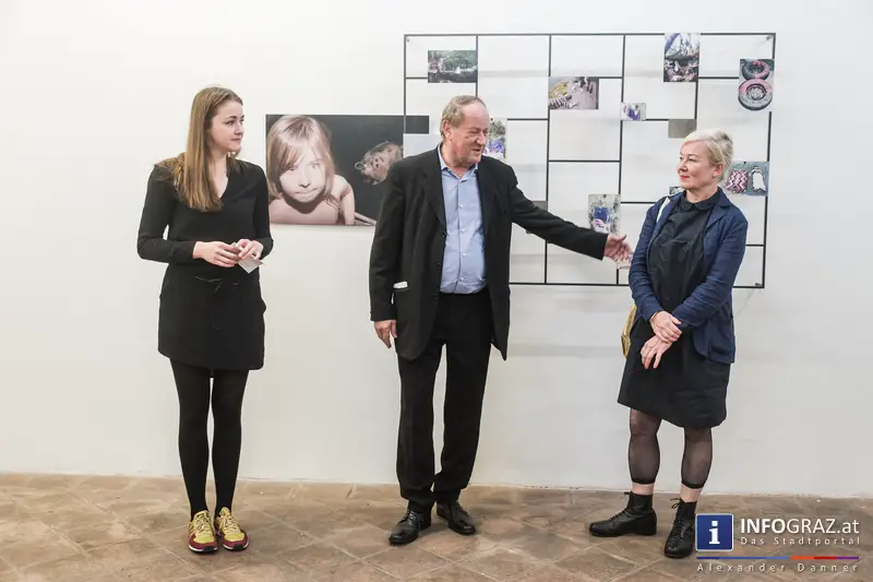 Iris Andraschek ‚Thinking on Thresholds - The Politics of Transitive Spaces‘ Ausstellungseröffnung in der Galerie Eugen Lendl Graz - 028