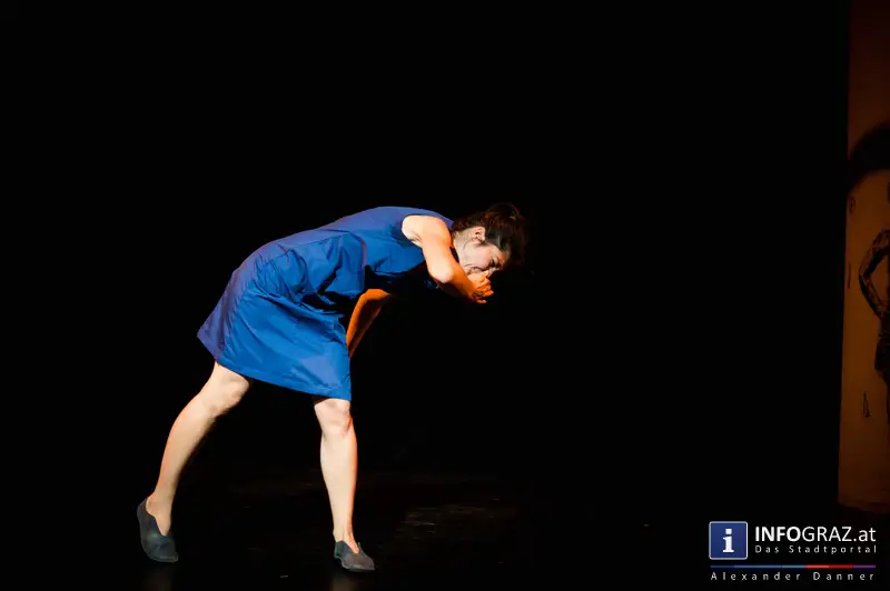 Mad circus project 2014 im Kunst- und Kulturzentrum Papierfabrik am 26.9.2014 - 011