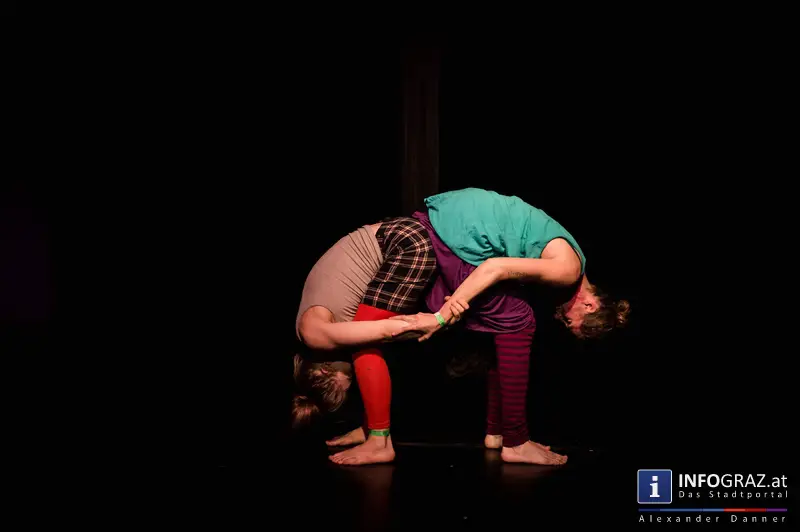 Mad circus project 2014 im Kunst- und Kulturzentrum Papierfabrik am 26.9.2014 - 025