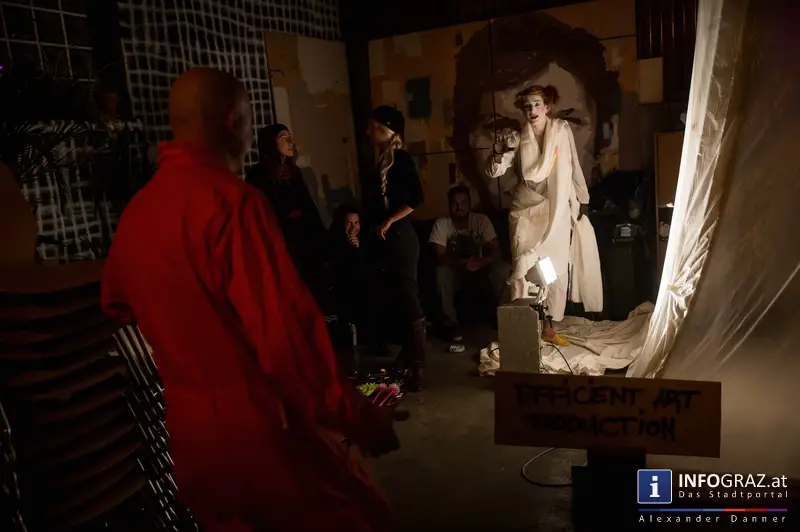 Mad circus project 2014 im Kunst- und Kulturzentrum Papierfabrik am 26.9.2014 - 042