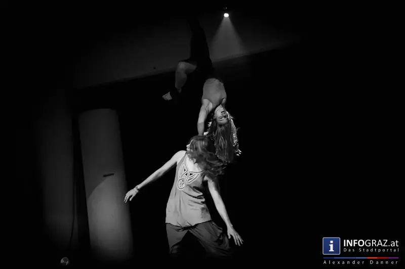 Mad circus project 2014 im Kunst- und Kulturzentrum Papierfabrik am 26.9.2014 - 043