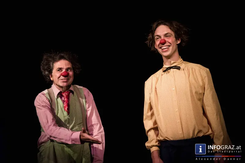 Mad circus project 2014 im Kunst- und Kulturzentrum Papierfabrik am 26.9.2014 - 045