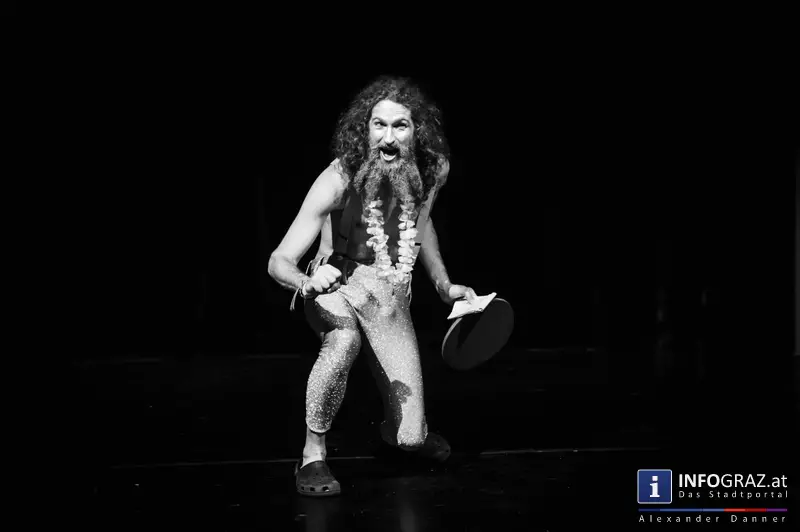 Mad circus project 2014 im Kunst- und Kulturzentrum Papierfabrik am 26.9.2014 - 058