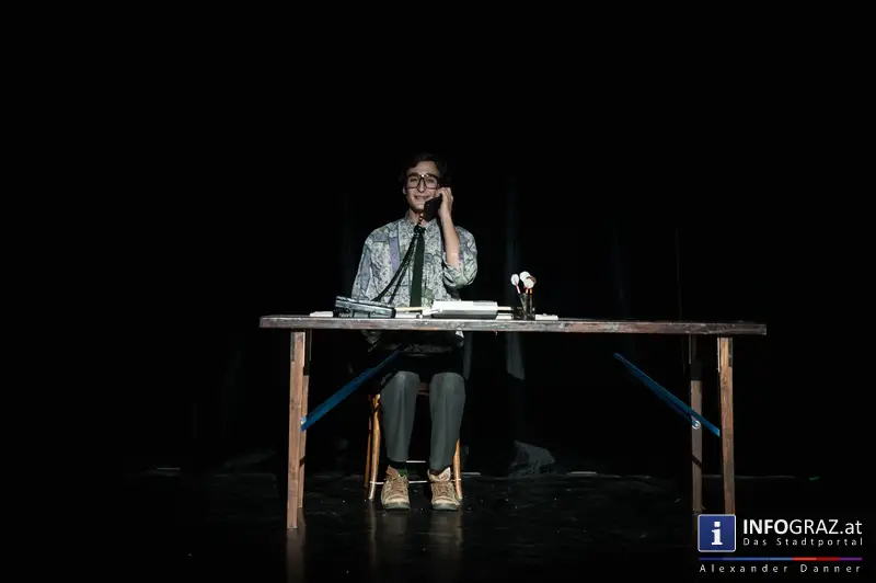 Mad circus project 2014 im Kunst- und Kulturzentrum Papierfabrik am 26.9.2014 - 072