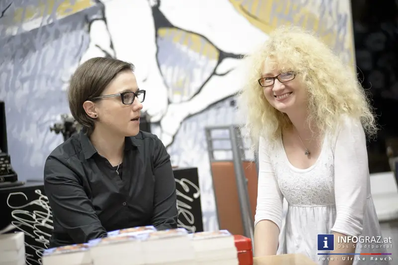 Buchpräsentation Andrea Wolfmayr - edition keiper Graz - 2. Oktober 2014 - 008