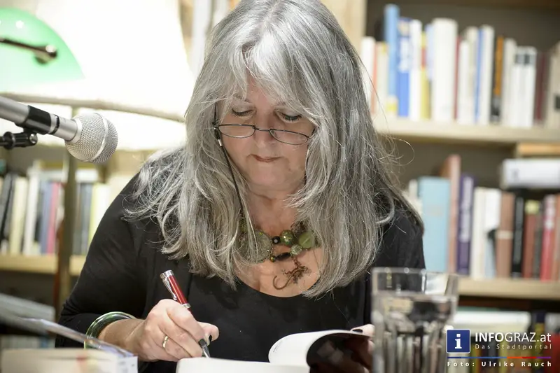 Buchpräsentation Andrea Wolfmayr - edition keiper Graz - 2. Oktober 2014 - 027