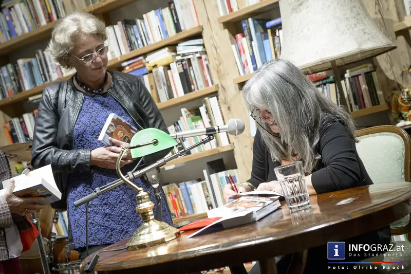 Buchpräsentation Andrea Wolfmayr - edition keiper Graz - 2. Oktober 2014 - 040