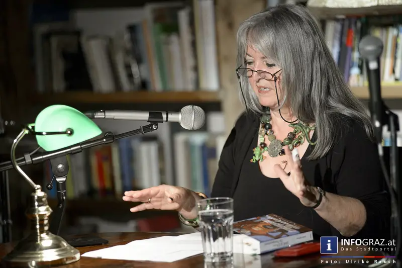 Buchpräsentation Andrea Wolfmayr - edition keiper Graz - 2. Oktober 2014 - 042
