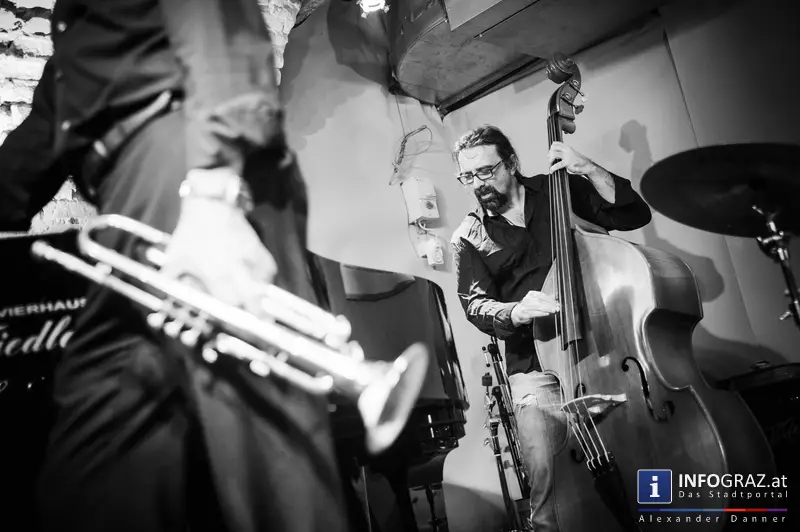 grazJAZZnacht 2014 - Digital Primitives‘‚ ‚koenigleopold‘ und ‚Royal Garden Jazz Band‘ - 012
