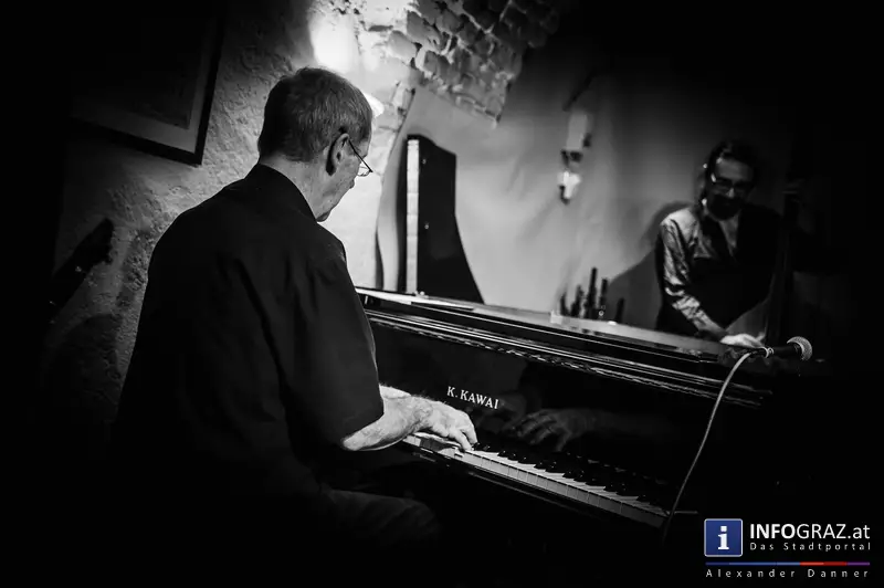 grazJAZZnacht 2014 - Digital Primitives‘‚ ‚koenigleopold‘ und ‚Royal Garden Jazz Band‘ - 027