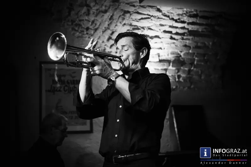 grazJAZZnacht 2014 - Digital Primitives‘‚ ‚koenigleopold‘ und ‚Royal Garden Jazz Band‘ - 034