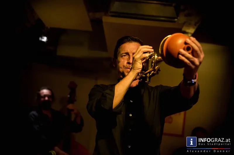 grazJAZZnacht 2014 - Digital Primitives‘‚ ‚koenigleopold‘ und ‚Royal Garden Jazz Band‘ - 059