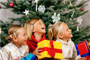 Weihnacht kinder ueberraschung istock 000010491119xsmall 180x120