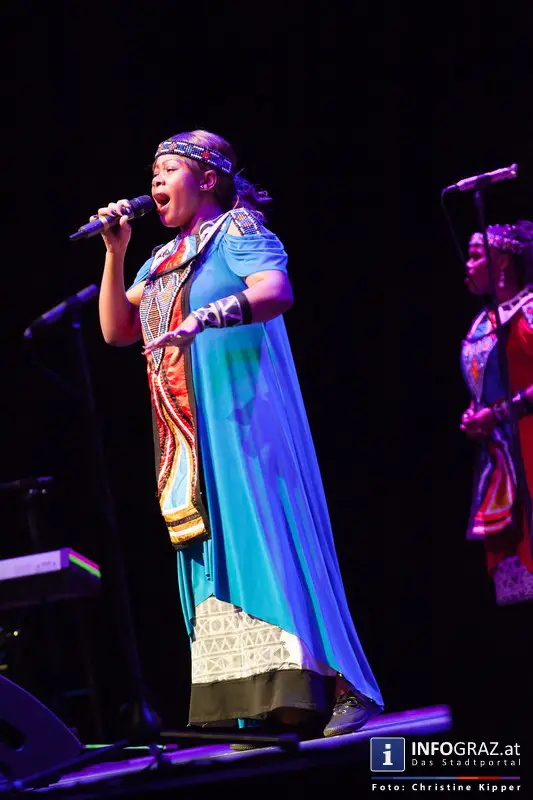 ‚Gospel meets Jodler‘ - ‚Soweto Gospel Choir‘ trifft auf die ‚Schoffeichtkoglposcher‘ - 064