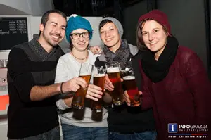 frauencafé graz,christ miss clubbing,luise im kunsthaus graz,gemütliche party,musikmix,partys